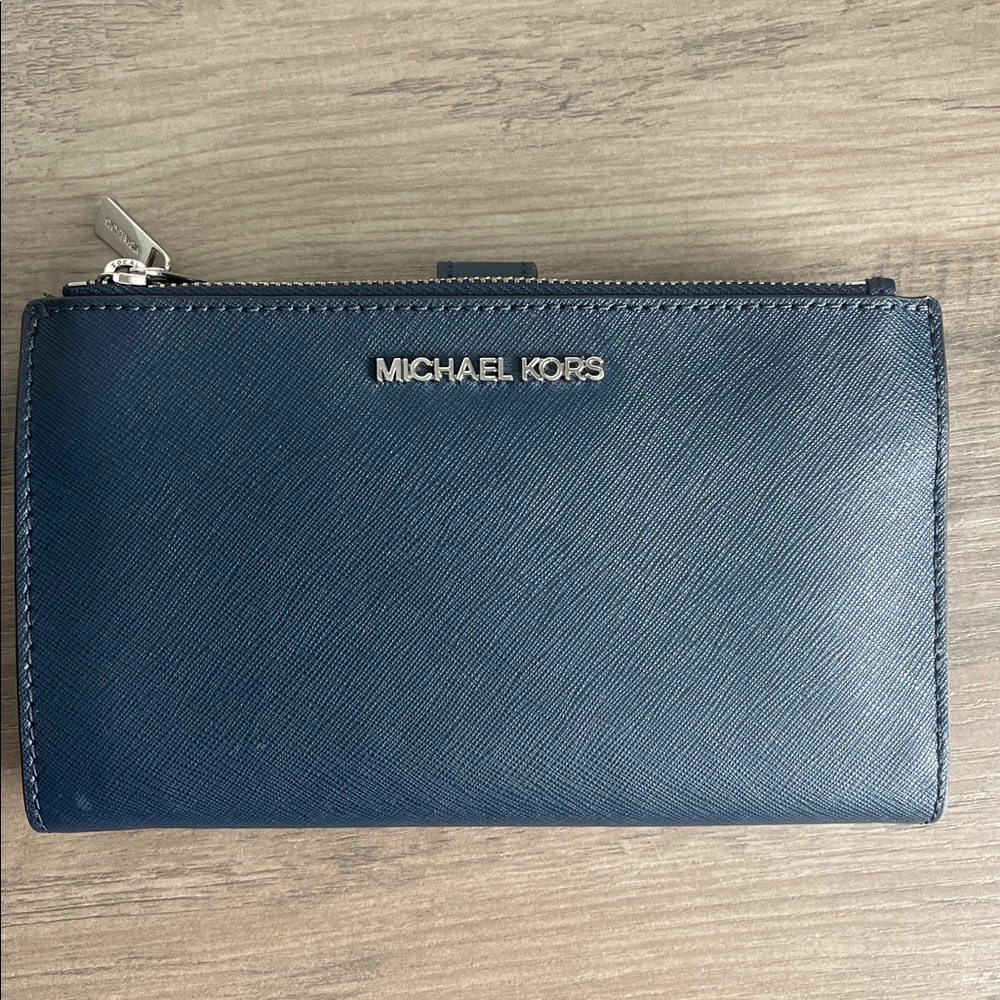 Michael Kors Dark Blue Zip Wallet